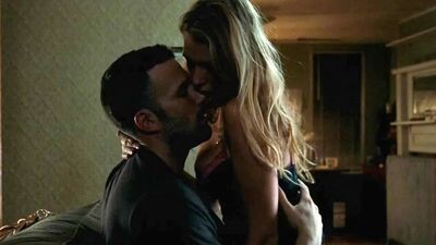 Blake Lively, горячие сцены из «Городка» на scandalplanetcom